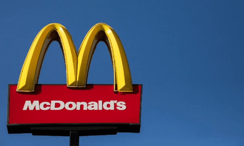 McDonald’s: Απέτυχε το πείραμα με το τεχνητό μπέργκερ... αλλά δεν πτοήθηκαν – Σε ποιο κρέας στρέφονται τώρα